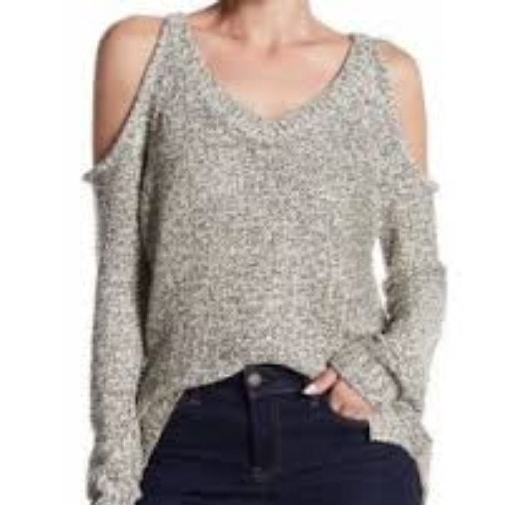 RDI- BLACK AND WHITE COLD SHOULDER SWEATER